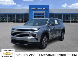 Used 2025 Chevrolet Traverse LT image 1