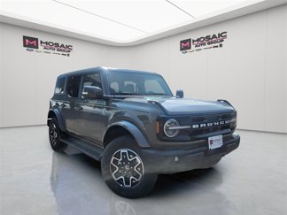 New 2025 Ford Bronco Outer Banks image 1
