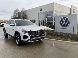 New 2025 Volkswagen Atlas Cross Sport SEL image 1