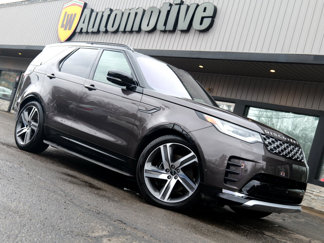 Used 2023 Land Rover Discovery Metropolitan Edition image 1