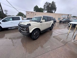 New 2025 Ford Bronco Outer Banks image 1
