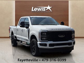 New 2025 Ford F250 4x4 Crew Cab Super Duty image 1