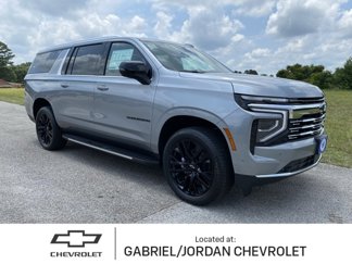 New 2025 Chevrolet Suburban Premier image 1
