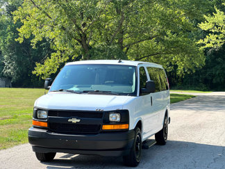 Used 2017 Chevrolet Express 2500 LS image 1
