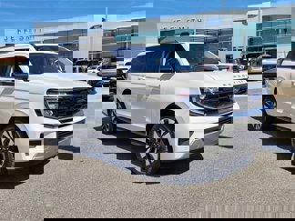 New 2025 Ford Expedition Max Platinum image 1