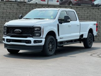 New 2025 Ford F350 4x4 Crew Cab Super Duty image 1