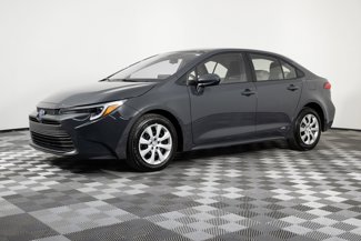 Used 2023 Toyota Corolla LE image 1