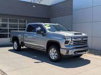Used 2024 Chevrolet Silverado 2500 High Country w/ High Country Premium Package image 1