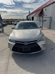 Used 2017 Toyota Camry SE image 1