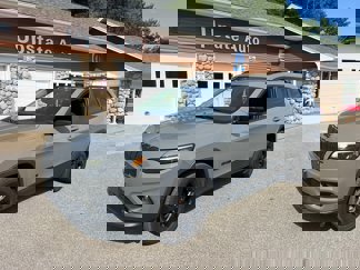 Used 2023 Jeep Cherokee Altitude Lux image 1
