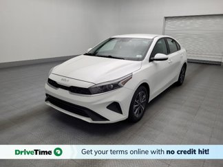 Used 2023 Kia Forte LXS image 1
