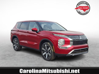 New 2025 Mitsubishi Outlander SE image 1
