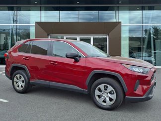 Used 2022 Toyota RAV4 LE image 1