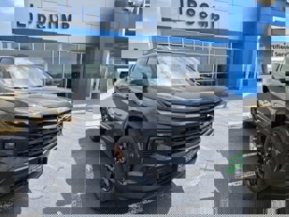 New 2026 Chevrolet Traverse LT w/ Midnight/Sport Edition image 1