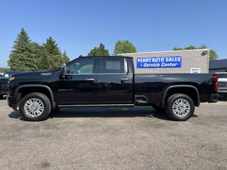 Used 2022 Chevrolet Silverado 2500 High Country image 1