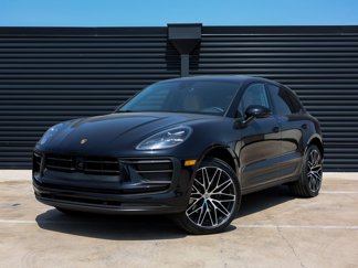 Certified 2025 Porsche Macan image 1