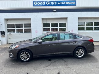 Used 2015 Hyundai Sonata SE image 1