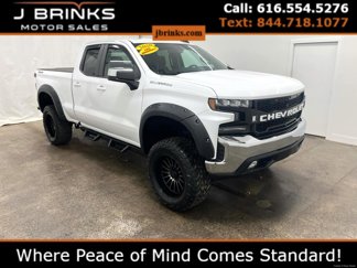 Used 2020 Chevrolet Silverado 1500 LT w/ Trailering Package image 1