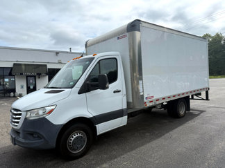 Used 2019 Freightliner Sprinter 170 image 1