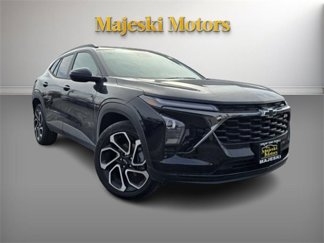 Used 2025 Chevrolet Trax RS image 1