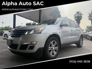 Used 2017 Chevrolet Traverse LT image 1