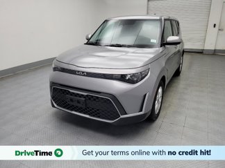 Used 2023 Kia Soul LX w/ LX Technology Package image 1