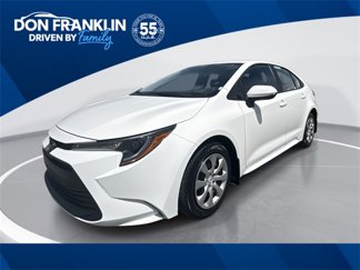 Used 2025 Toyota Corolla LE image 1