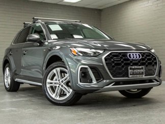 Used 2024 Audi Q5 e Premium Plus w/ Premium Plus Package image 1