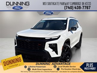 Used 2025 Chevrolet Traverse RS image 1