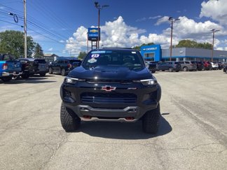 Certified 2025 Chevrolet Colorado ZR2 w/ Midnight Edition video 2