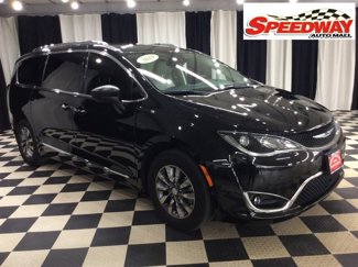 Used 2019 Chrysler Pacifica Touring-L Plus w/ Advanced Safetytec Group image 1