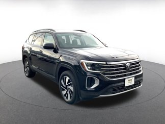 Used 2024 Volkswagen Atlas SE image 1