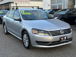Used 2015 Volkswagen Passat 1.8T S image 1