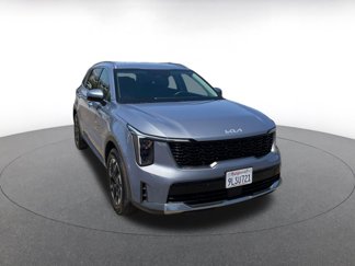 Used 2024 Kia Sorento S image 1