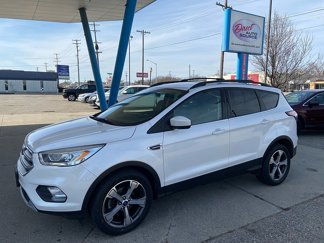 Used 2017 Ford Escape SE image 1