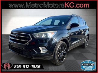 Used 2017 Ford Escape SE w/ Equipment Group 201A image 1