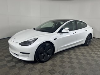 Used 2021 Tesla Model 3 Standard Range Plus image 1