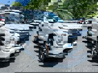 New 2025 Mitsubishi Outlander AWD image 1