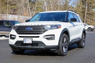 Certified 2022 Ford Explorer XLT w/ Equipment Group 202A image 1