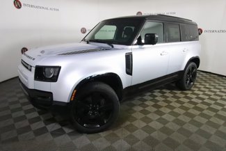 Used 2024 Land Rover Defender 110 X-Dynamic SE image 1