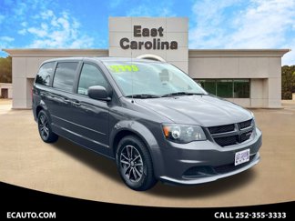 Used 2017 Dodge Grand Caravan SE image 1