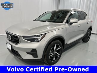 Certified 2025 Volvo XC40 B5 Core image 1