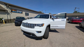 Used 2019 Jeep Grand Cherokee Limited image 1
