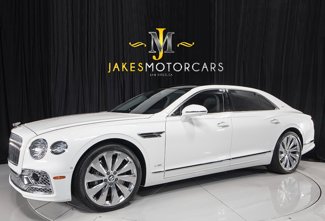Used 2021 Bentley Flying Spur W12 image 1