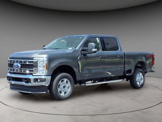 New 2025 Ford F350 XLT image 1