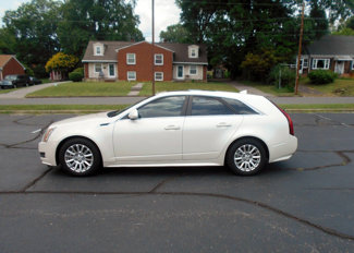 Used 2011 Cadillac CTS Luxury image 1