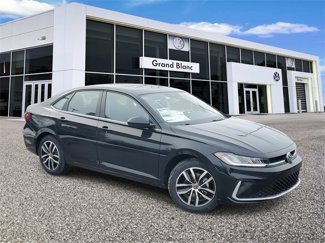 New 2025 Volkswagen Jetta SE image 1