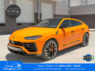 Used 2022 Lamborghini Urus image 1