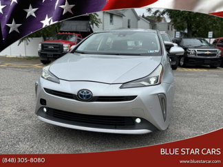 Used 2019 Toyota Prius LE image 1