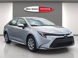 Used 2024 Toyota Corolla LE image 1